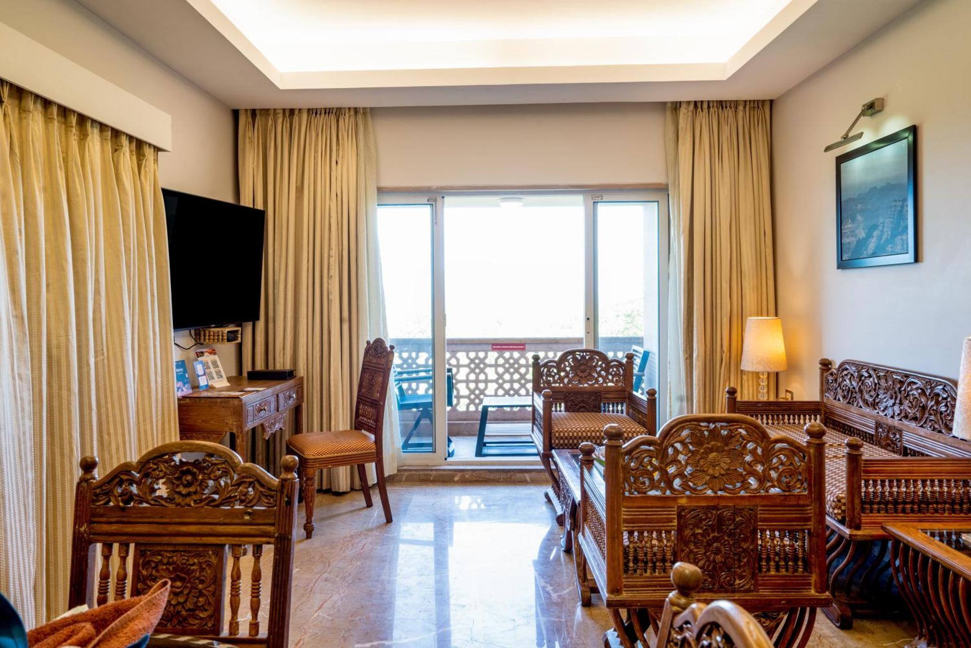 Evershine Resort & Spa Mahābaleshwar Exterior foto