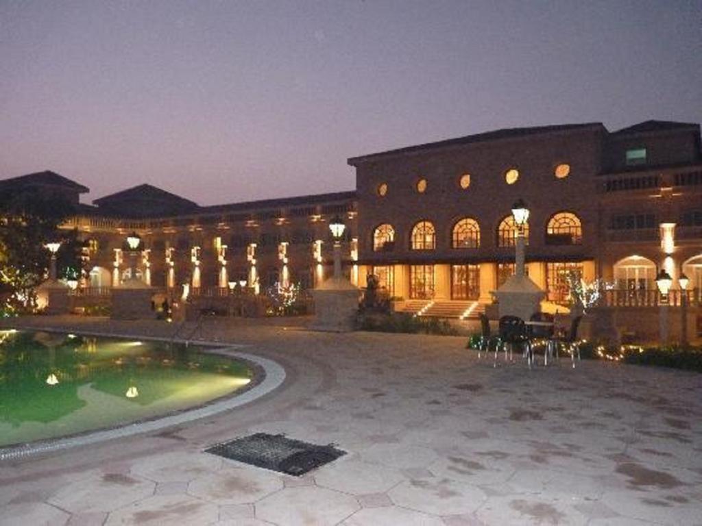 Evershine Resort & Spa Mahābaleshwar Exterior foto