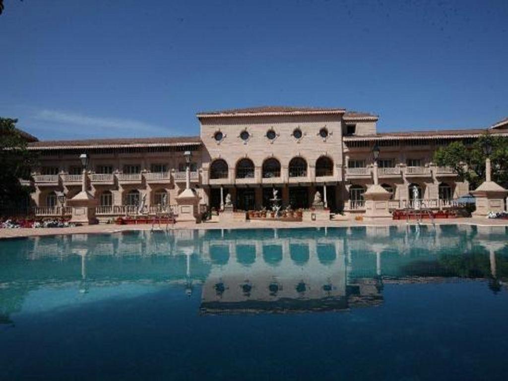 Evershine Resort & Spa Mahābaleshwar Exterior foto