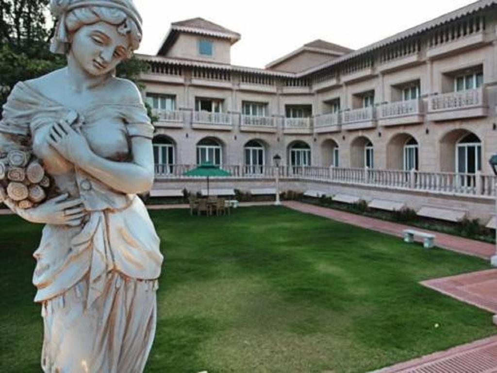 Evershine Resort & Spa Mahābaleshwar Exterior foto