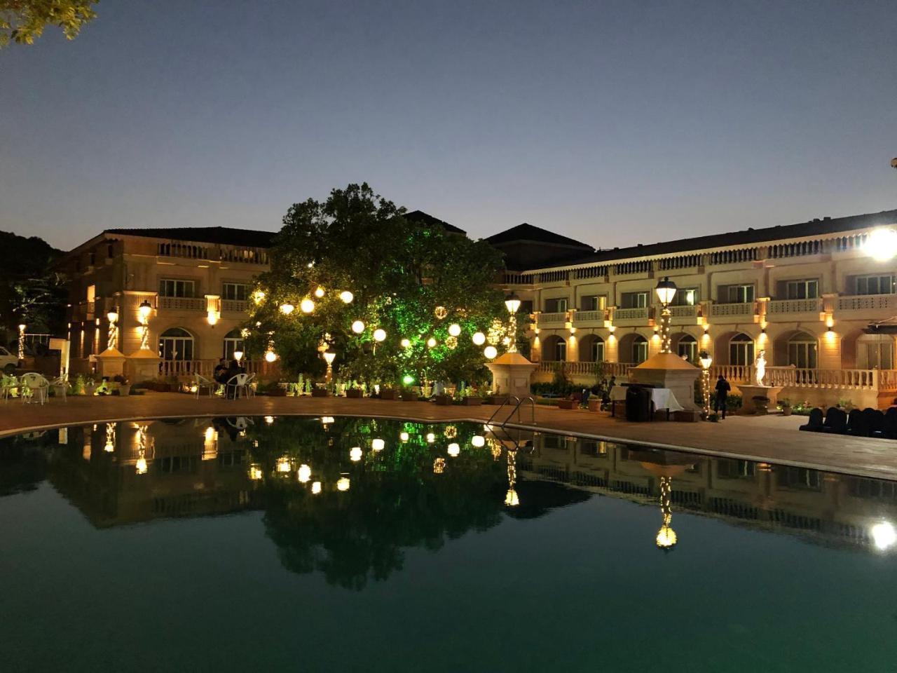 Evershine Resort & Spa Mahābaleshwar Exterior foto